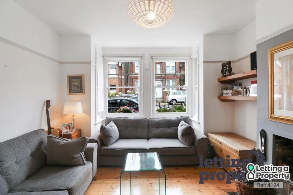 2 bedroom semi-detached house for rent