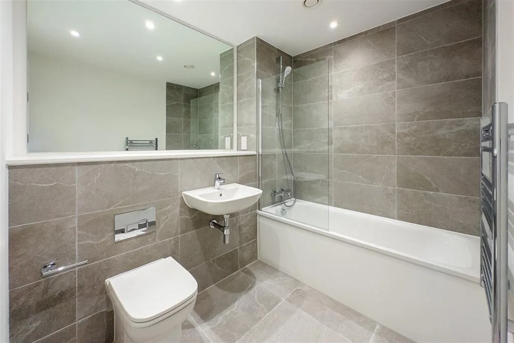 2 bedroom house for rent