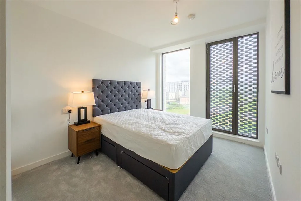 2 bedroom house for rent