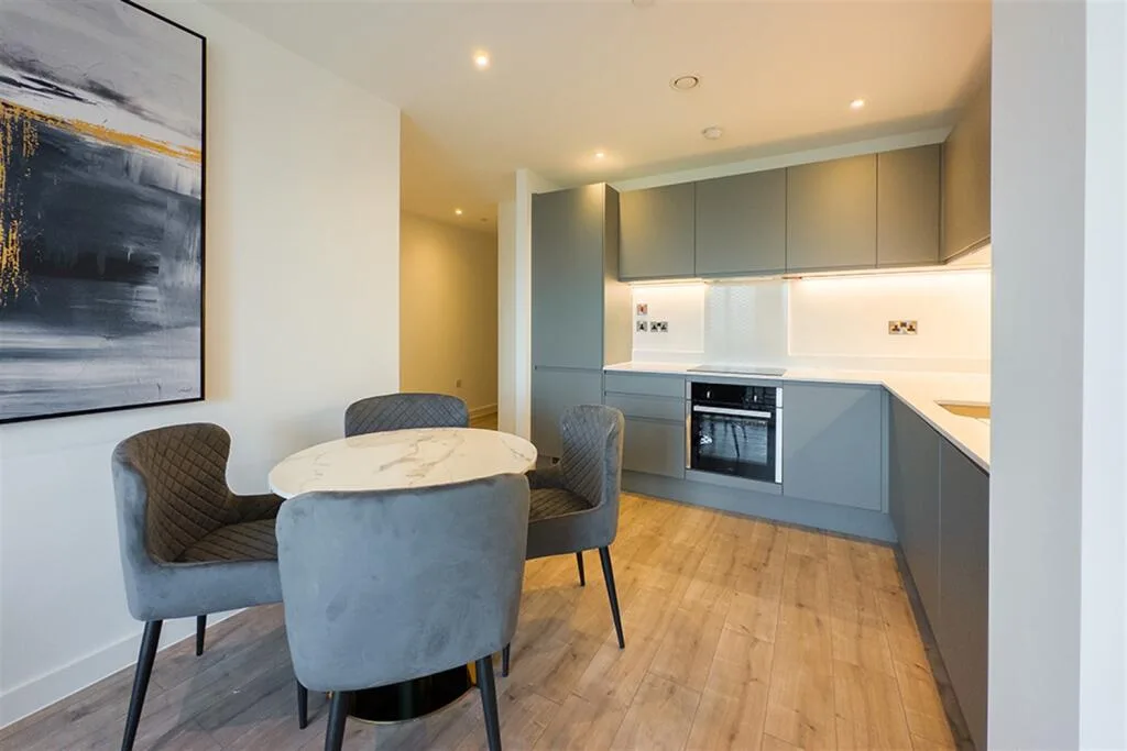 2 bedroom house for rent