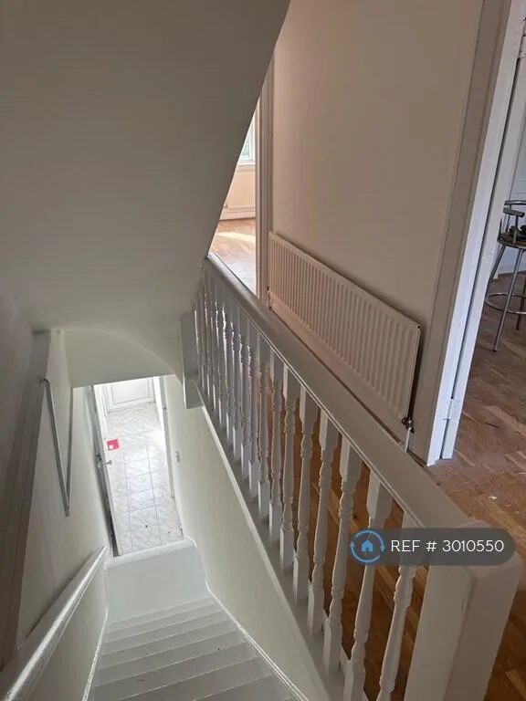 3 bedroom maisonette for rent