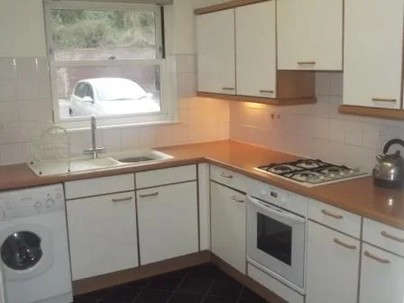 2 bedroom semi-detached house for rent
