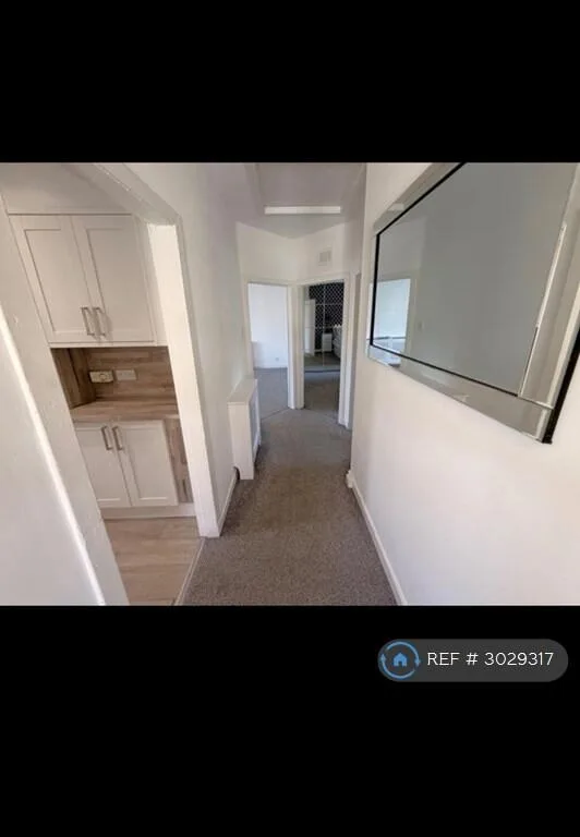 2 bedroom maisonette for rent