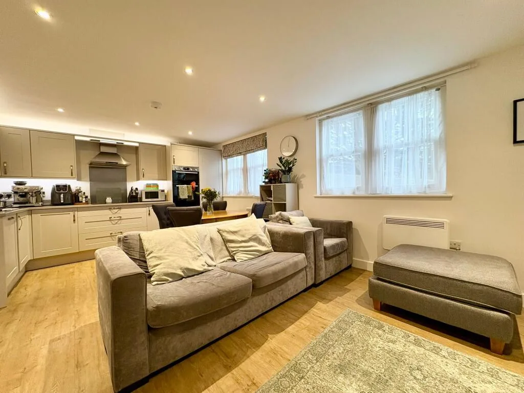 3 bedroom apartment for rent