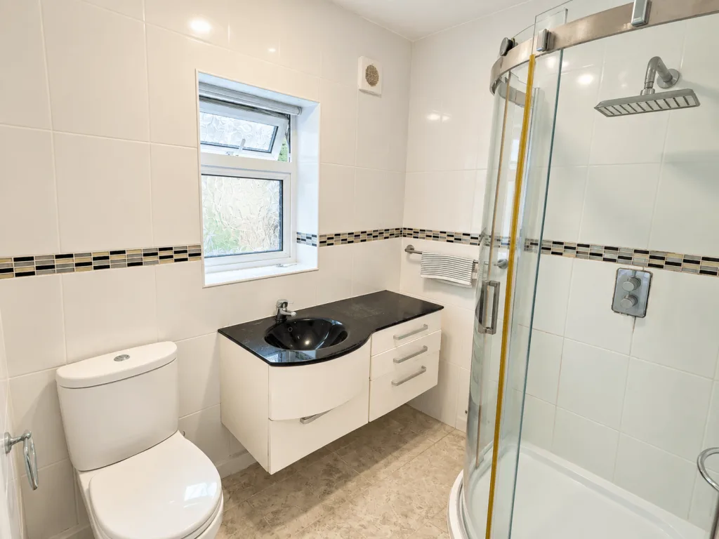 2 bedroom maisonette for rent