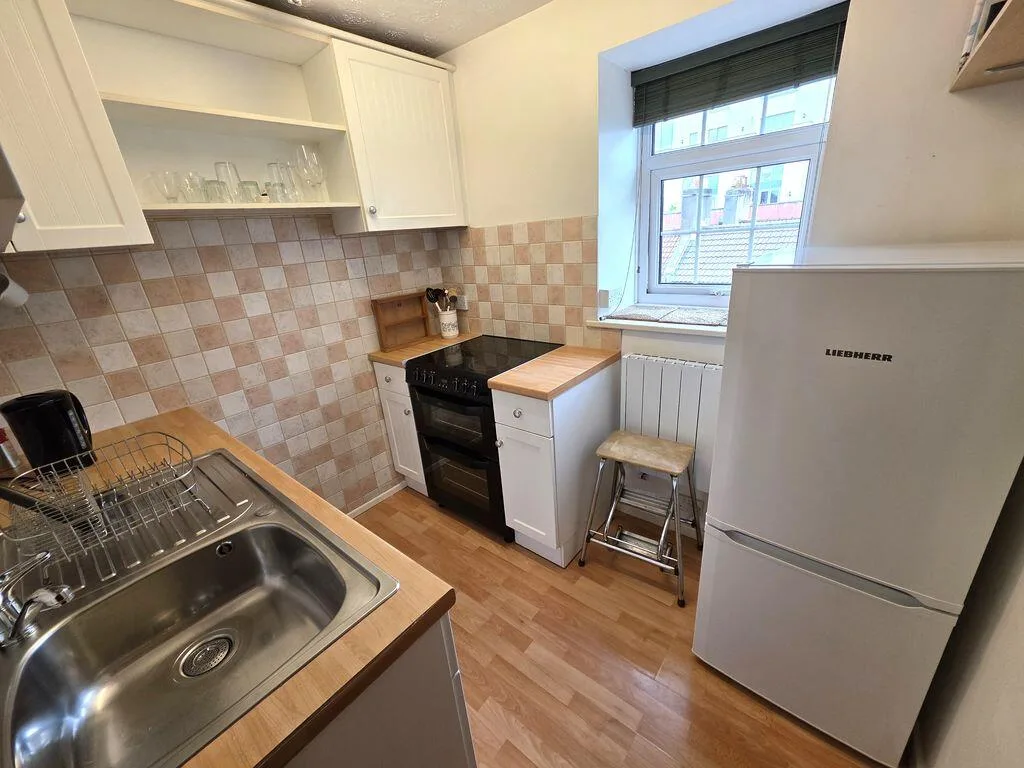 Studio flat for rent