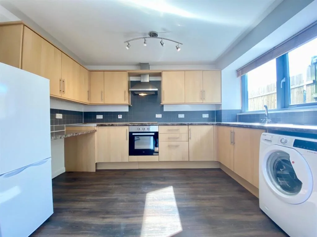 1 bedroom house for rent