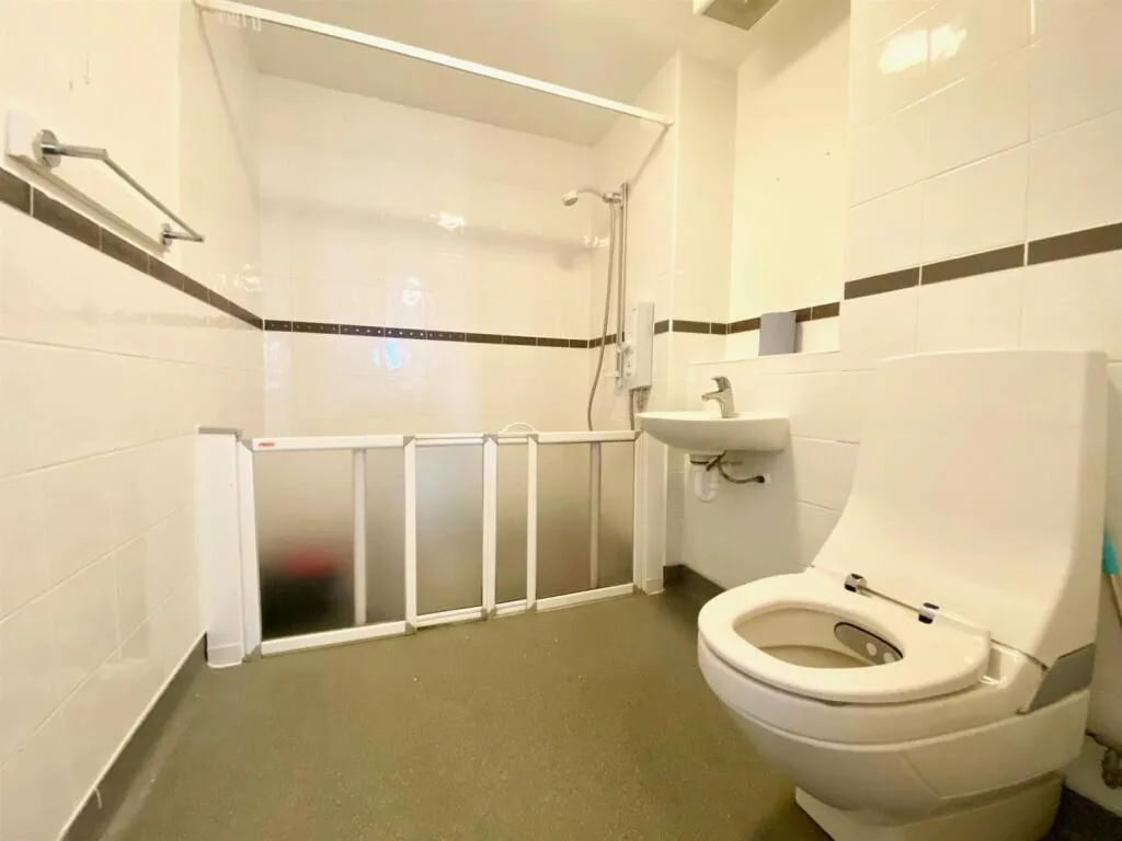 1 bedroom house for rent