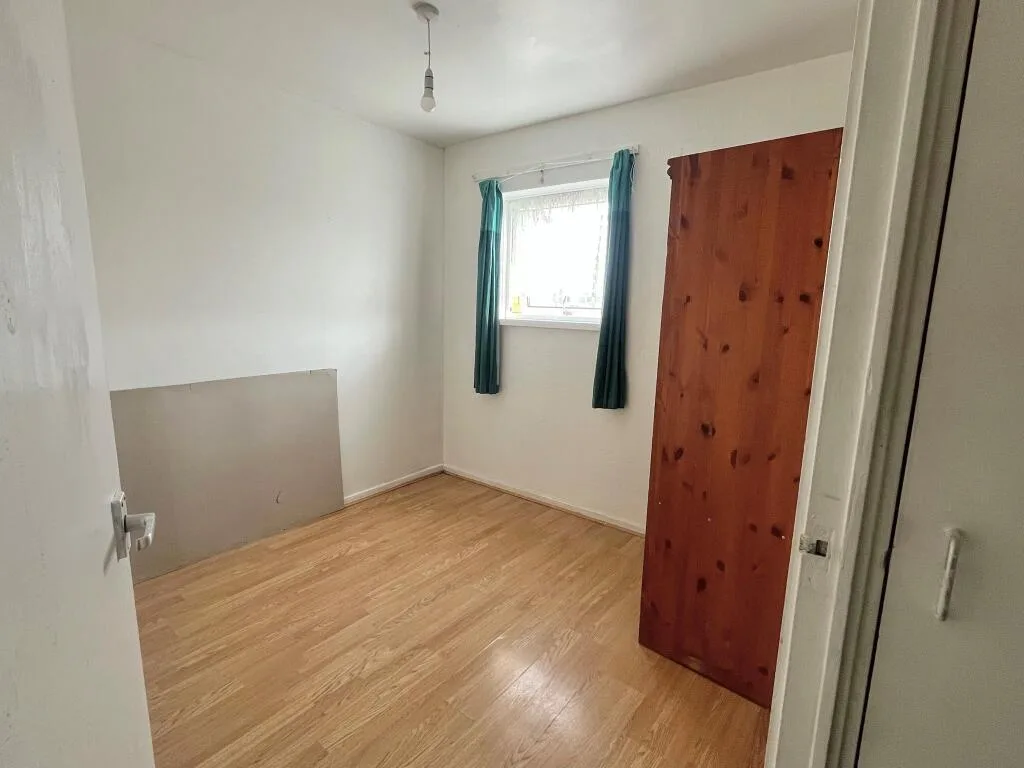 2 bedroom maisonette for rent
