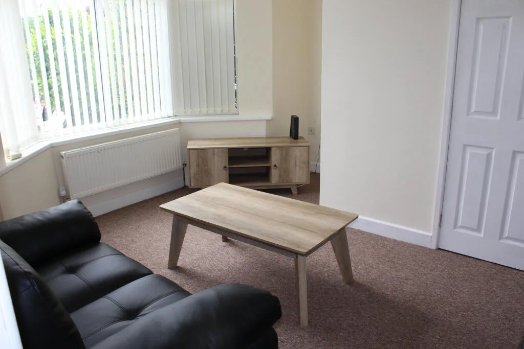 1 bedroom house of multiple occupation for rent