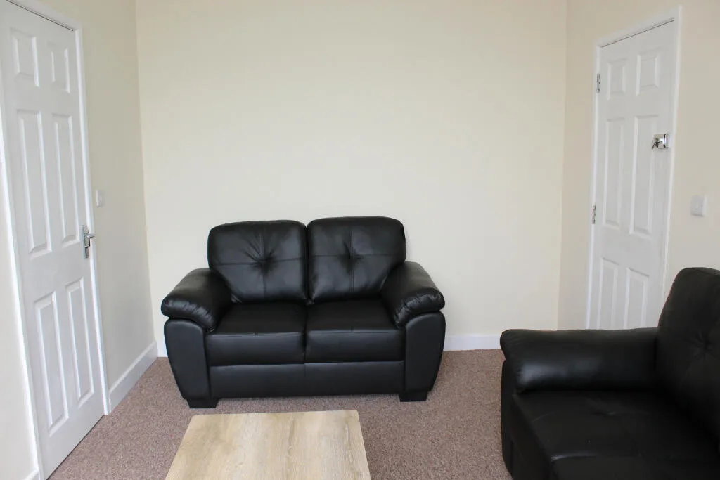 1 bedroom house of multiple occupation for rent