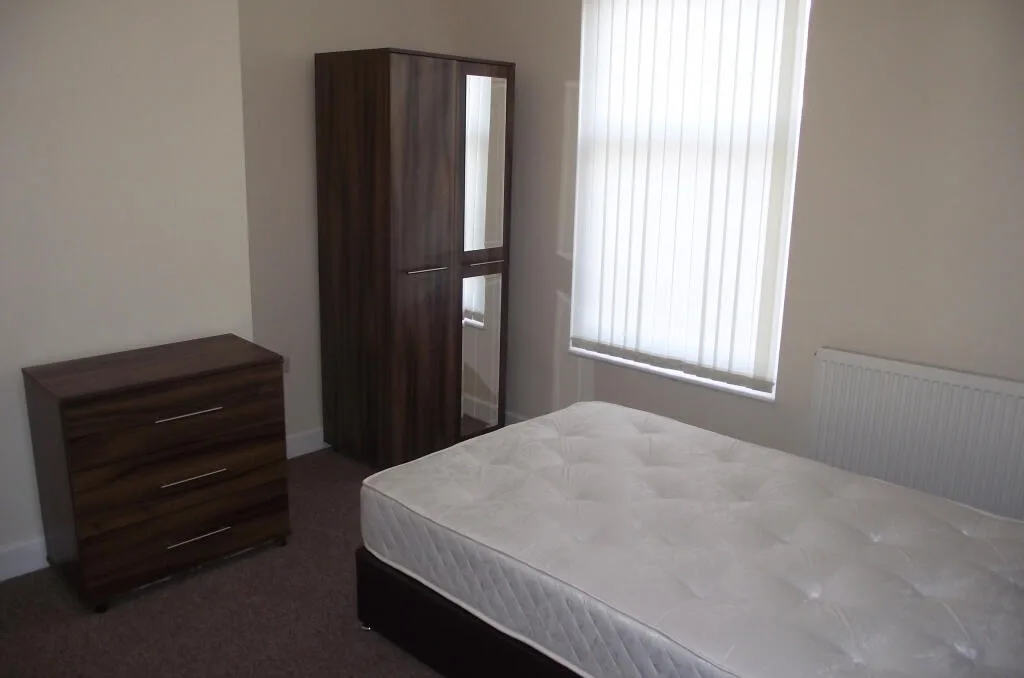 1 bedroom house of multiple occupation for rent
