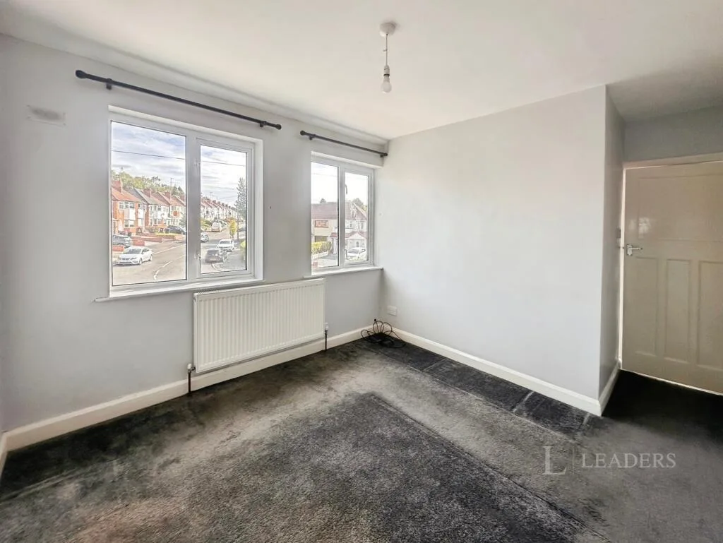 3 bedroom semi-detached house for rent