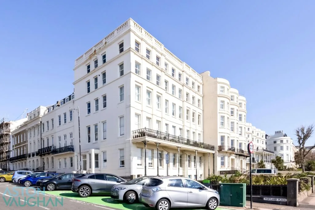 2 bedroom ground floor flat for rent