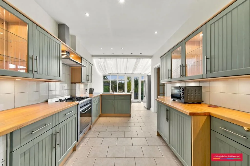 4 bedroom house for rent