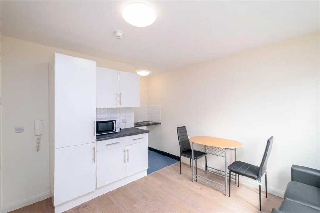 Studio apartment for rent
