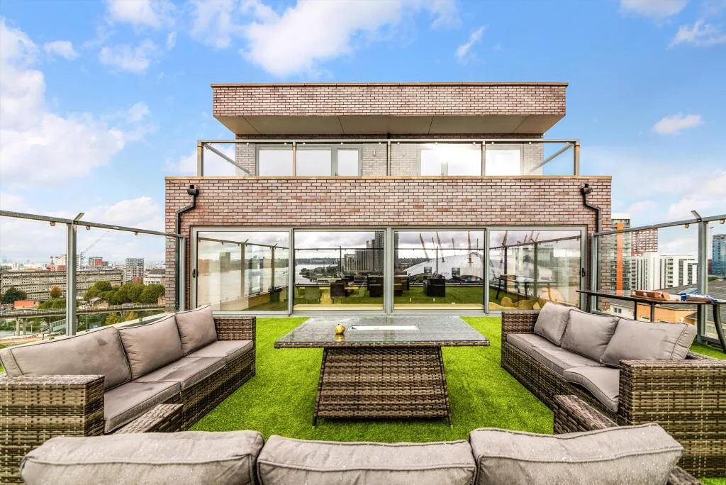 3 bedroom flat for rent