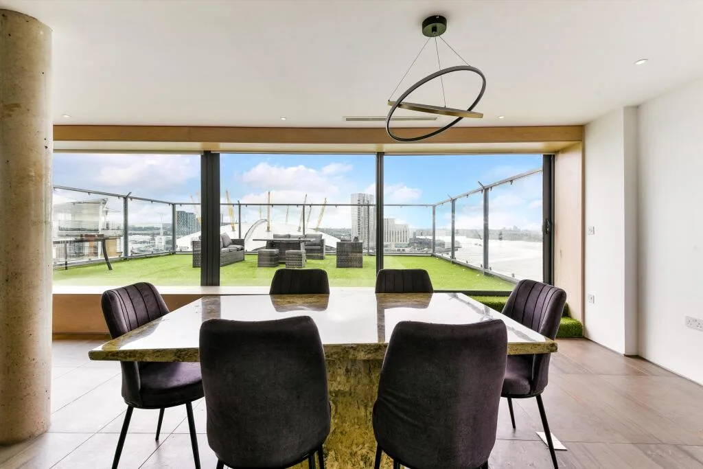 3 bedroom flat for rent