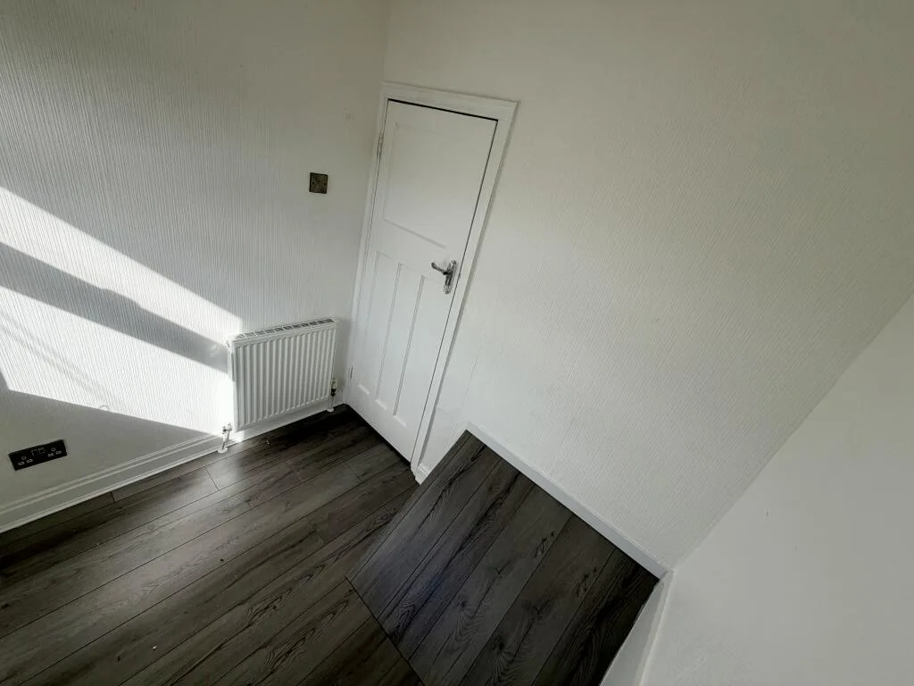 3 bedroom semi-detached house for rent