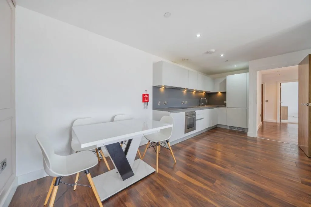 3 bedroom apartment for rent