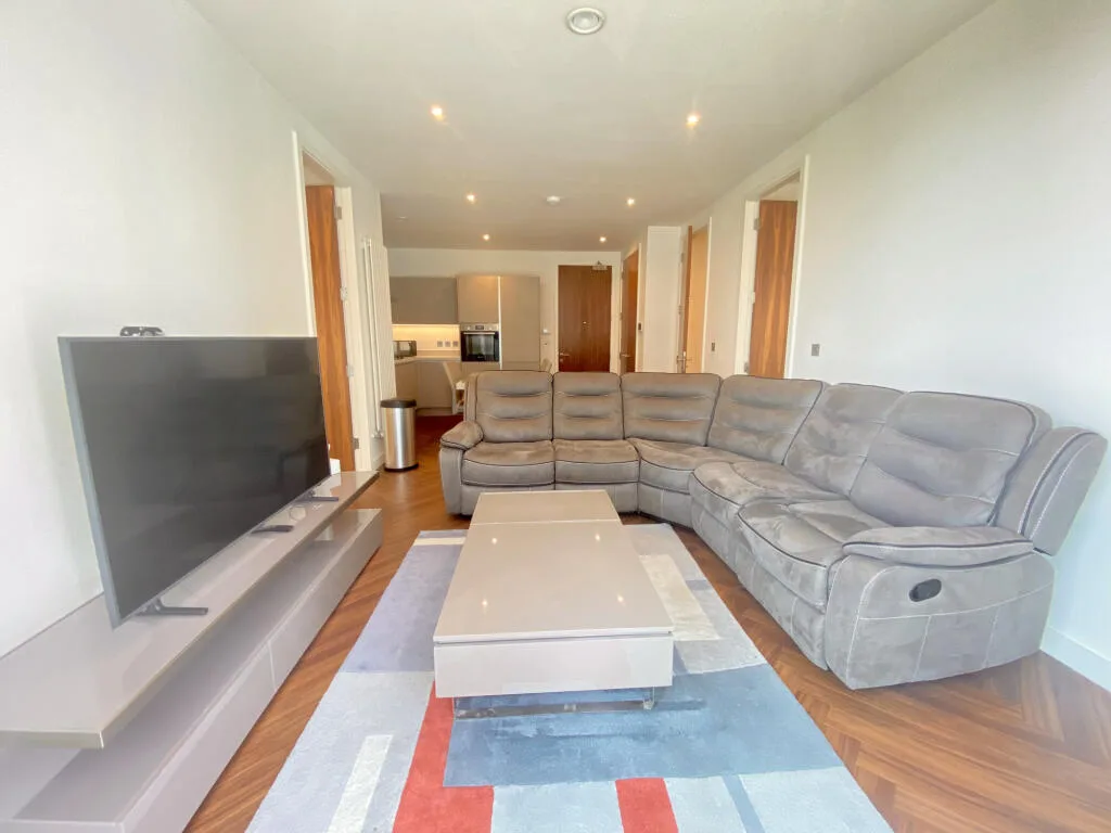 2 bedroom flat for rent