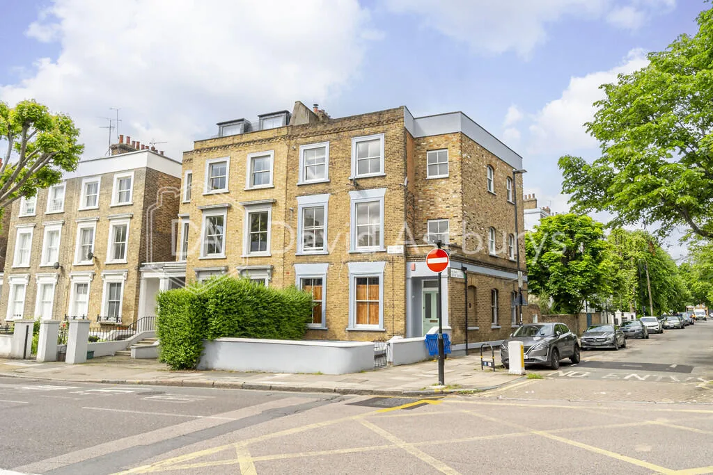 3 bedroom ground floor flat for rent