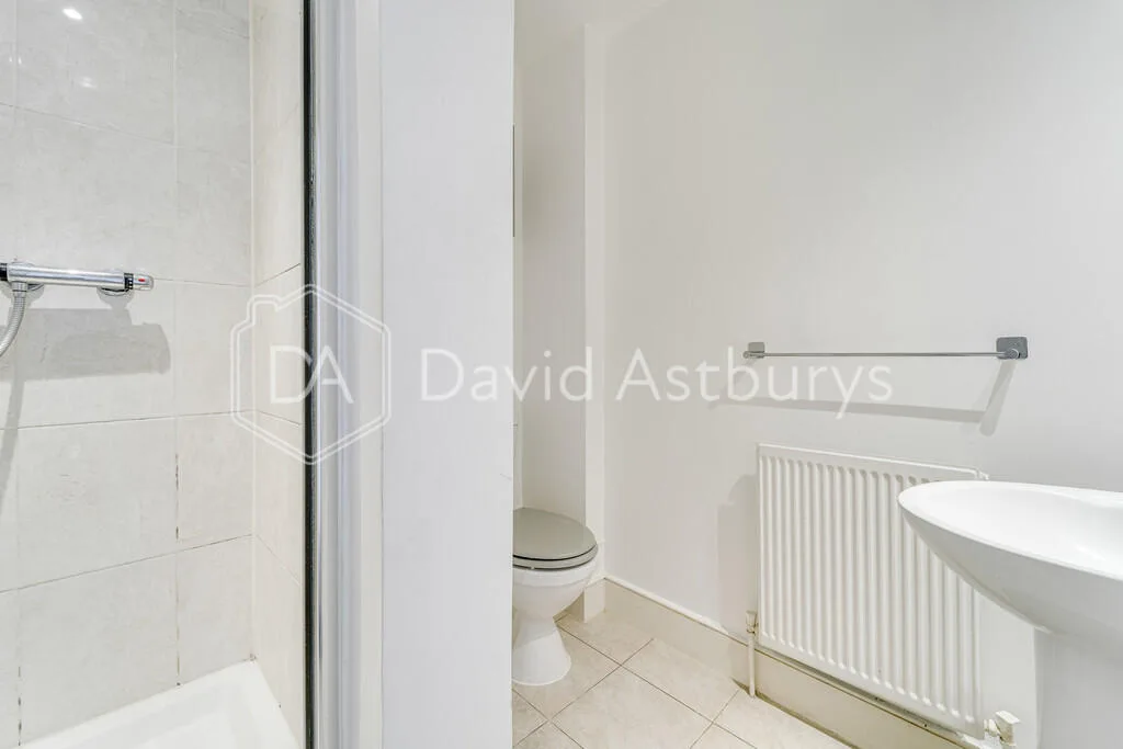 3 bedroom ground floor flat for rent