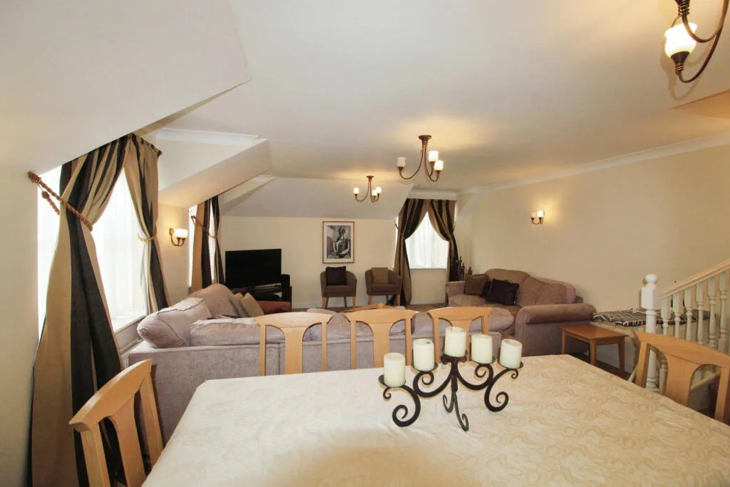 3 bedroom flat for rent