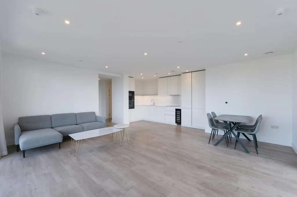 3 bedroom apartment for rent