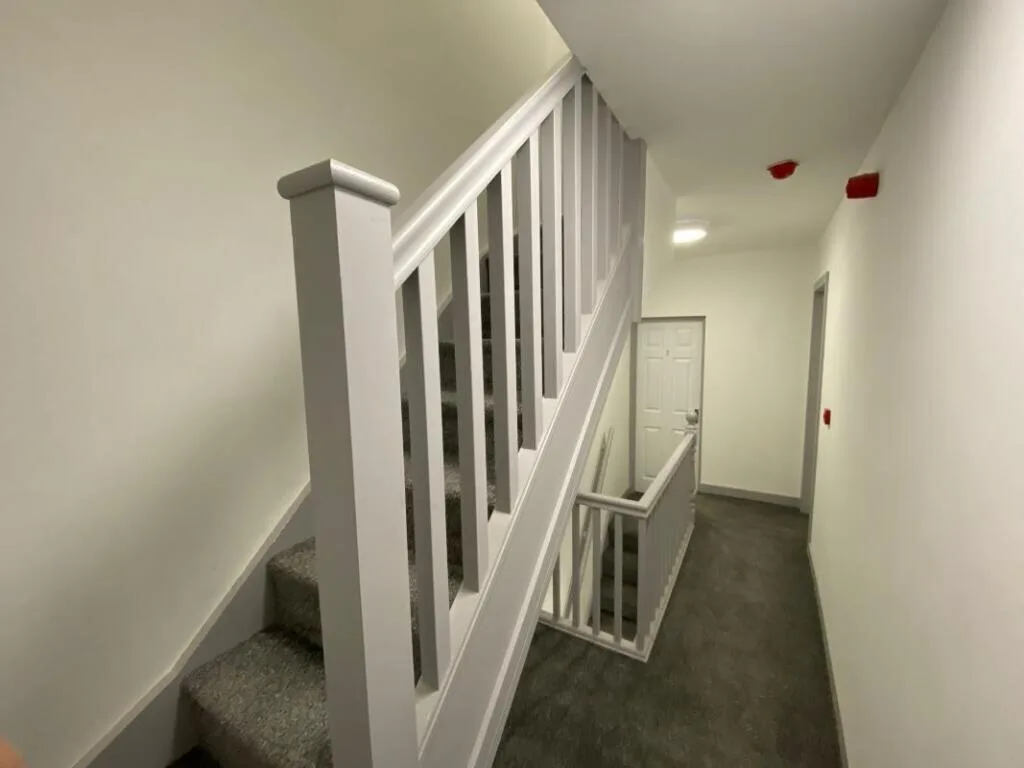 6 bedroom terraced house for rent
