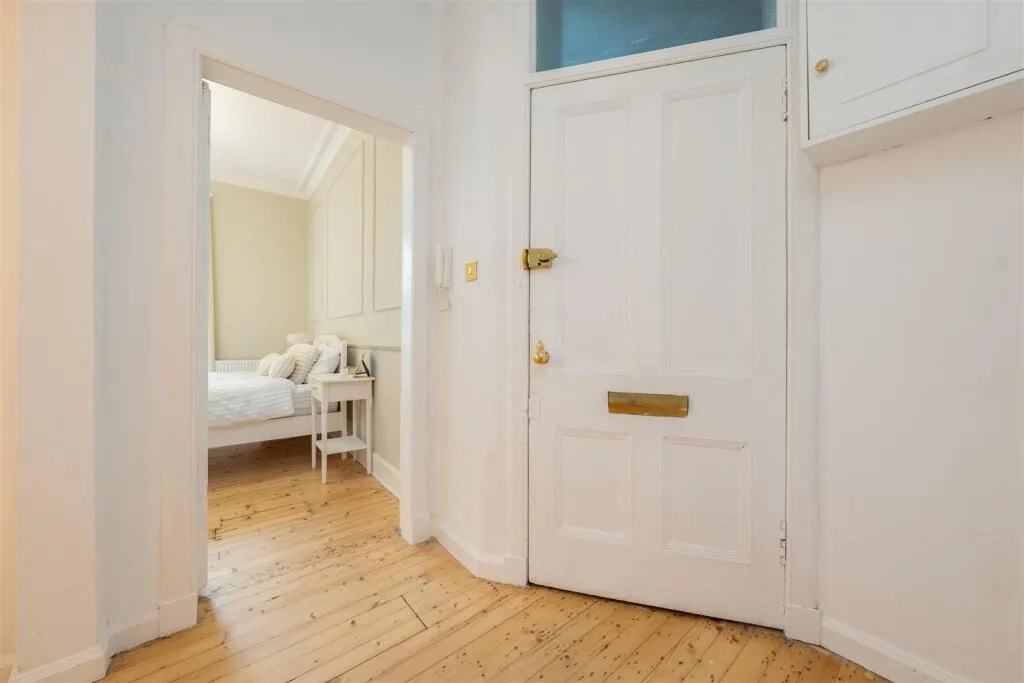 1 bedroom ground floor flat for rent