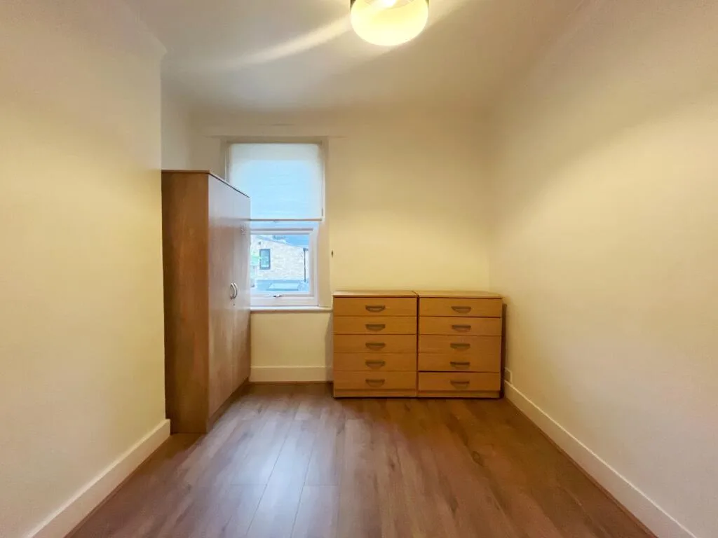 2 bedroom house for rent