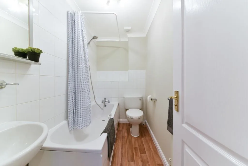 3 bedroom end of terrace house for rent