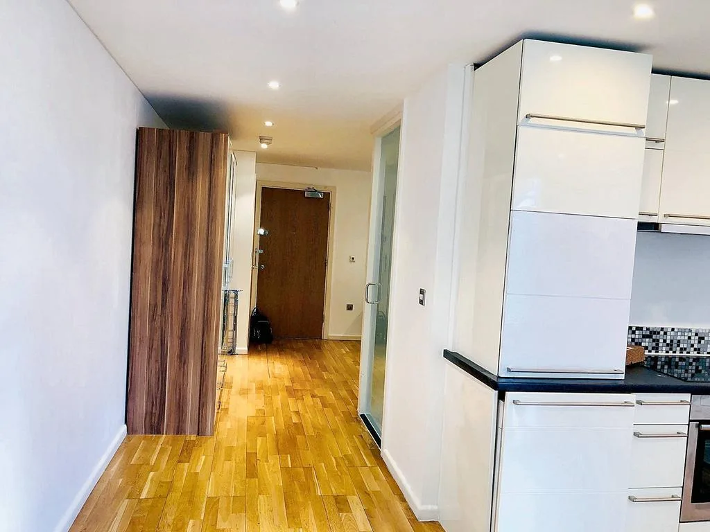 Studio flat for rent
