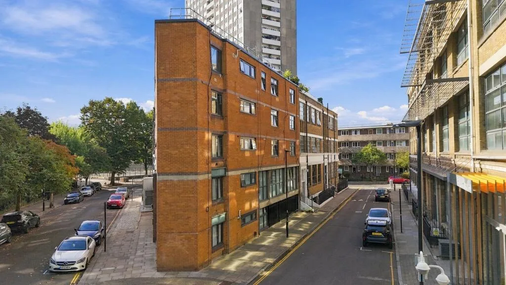 Studio flat for rent