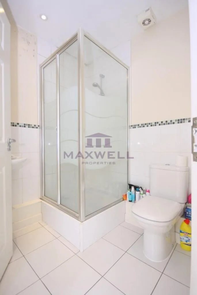 4 bedroom terraced house for rent