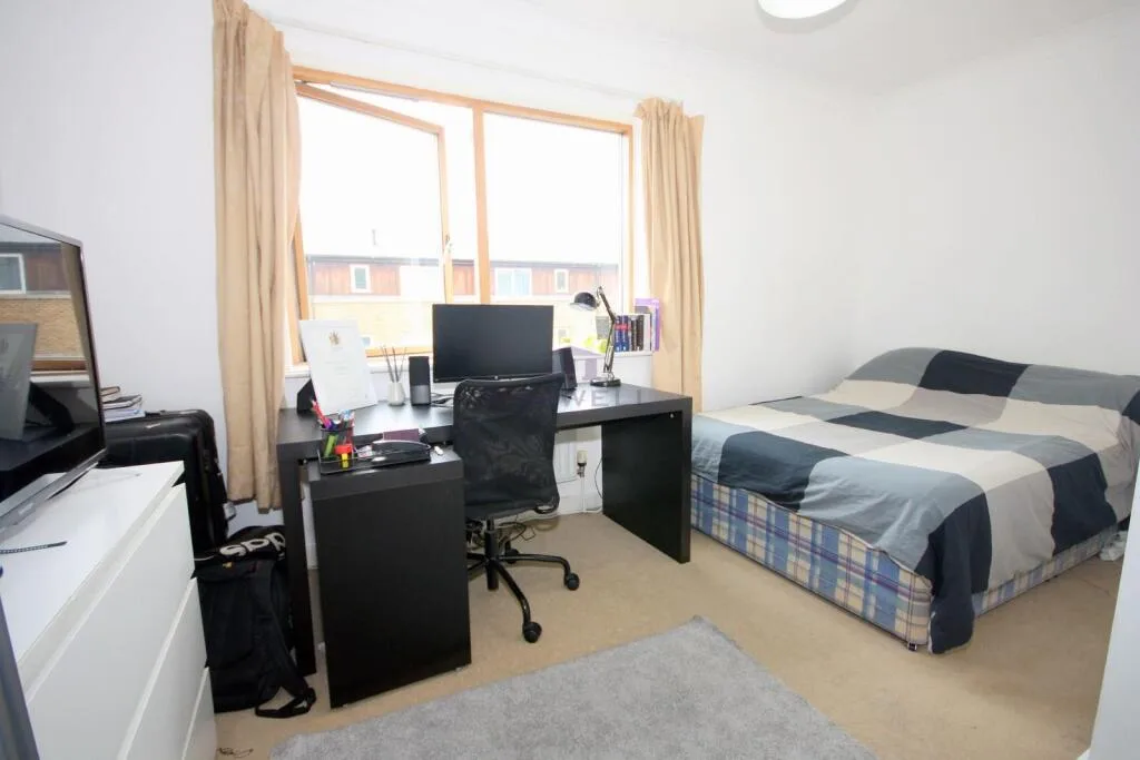 4 bedroom terraced house for rent