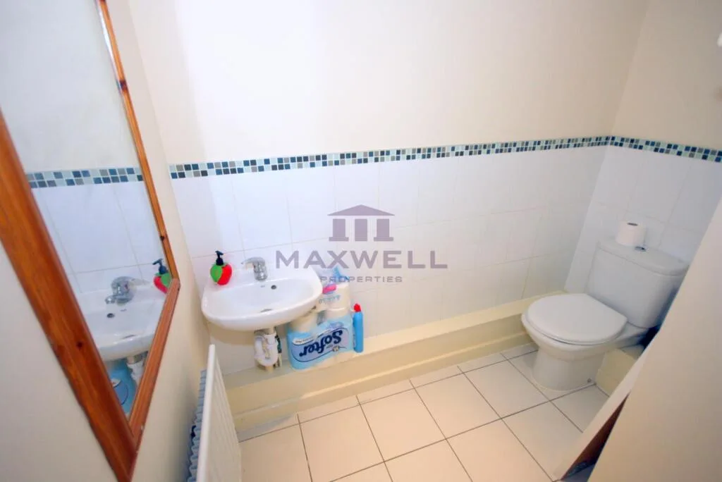 4 bedroom terraced house for rent
