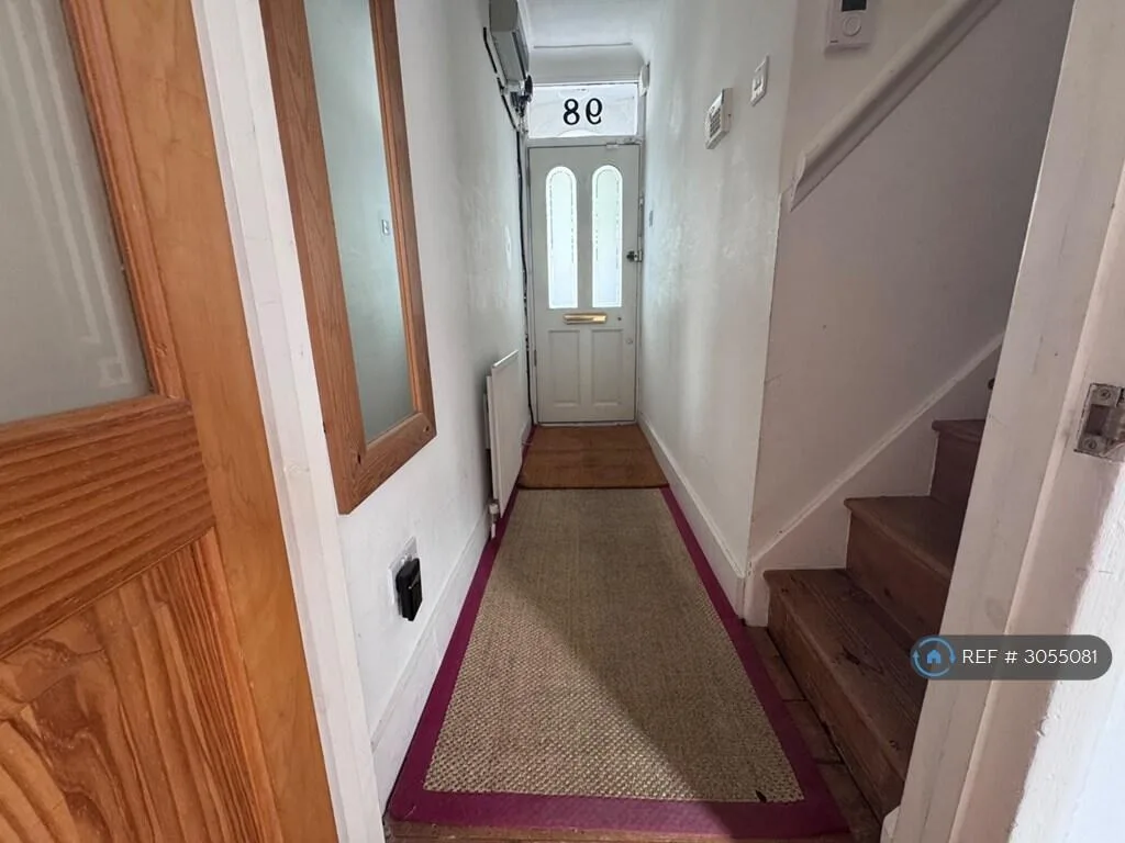 2 bedroom end of terrace house for rent