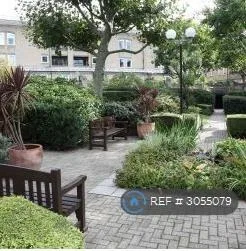 2 bedroom maisonette for rent
