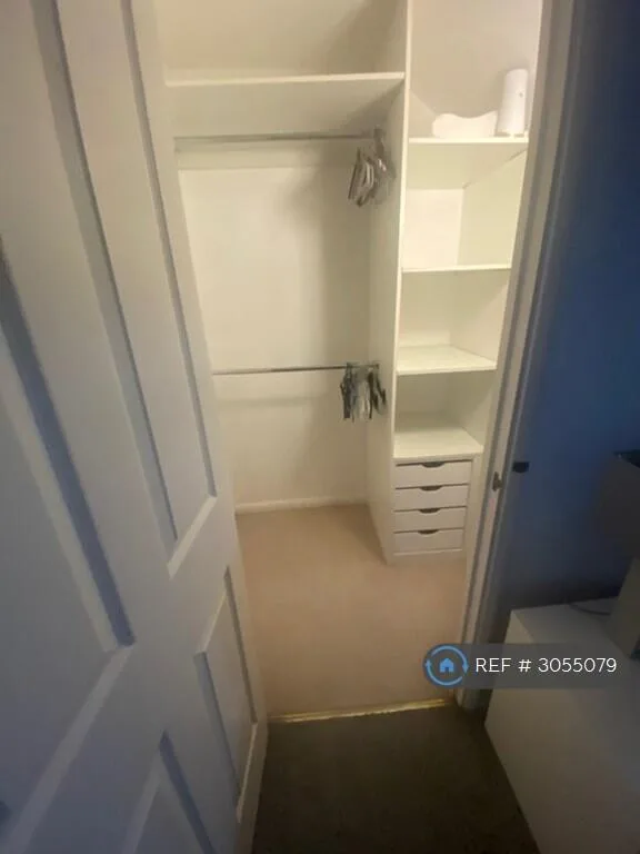 2 bedroom maisonette for rent