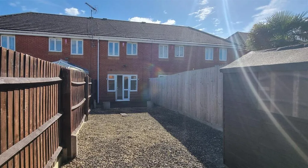 2 bedroom terraced house for rent
