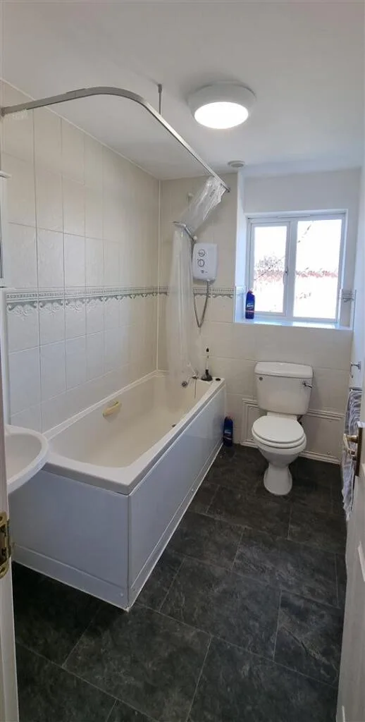 2 bedroom terraced house for rent