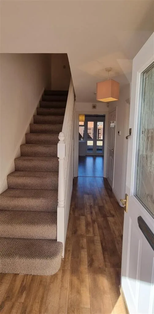 2 bedroom terraced house for rent
