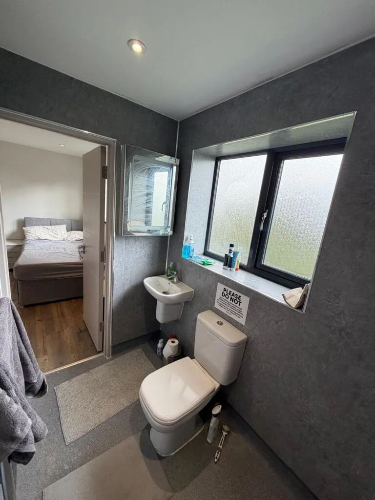 1 bedroom house for rent