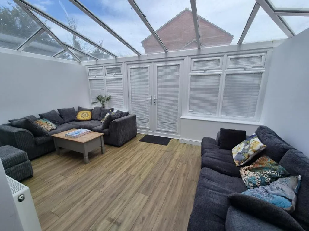 1 bedroom semi-detached house for rent