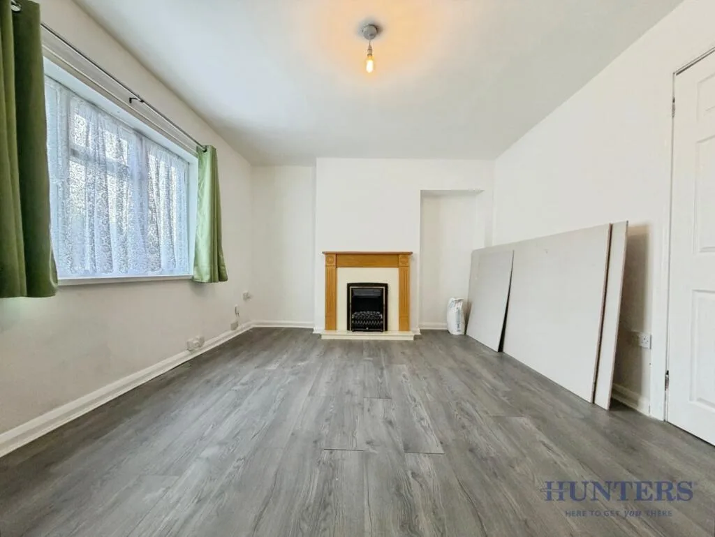 2 bedroom end of terrace house for rent