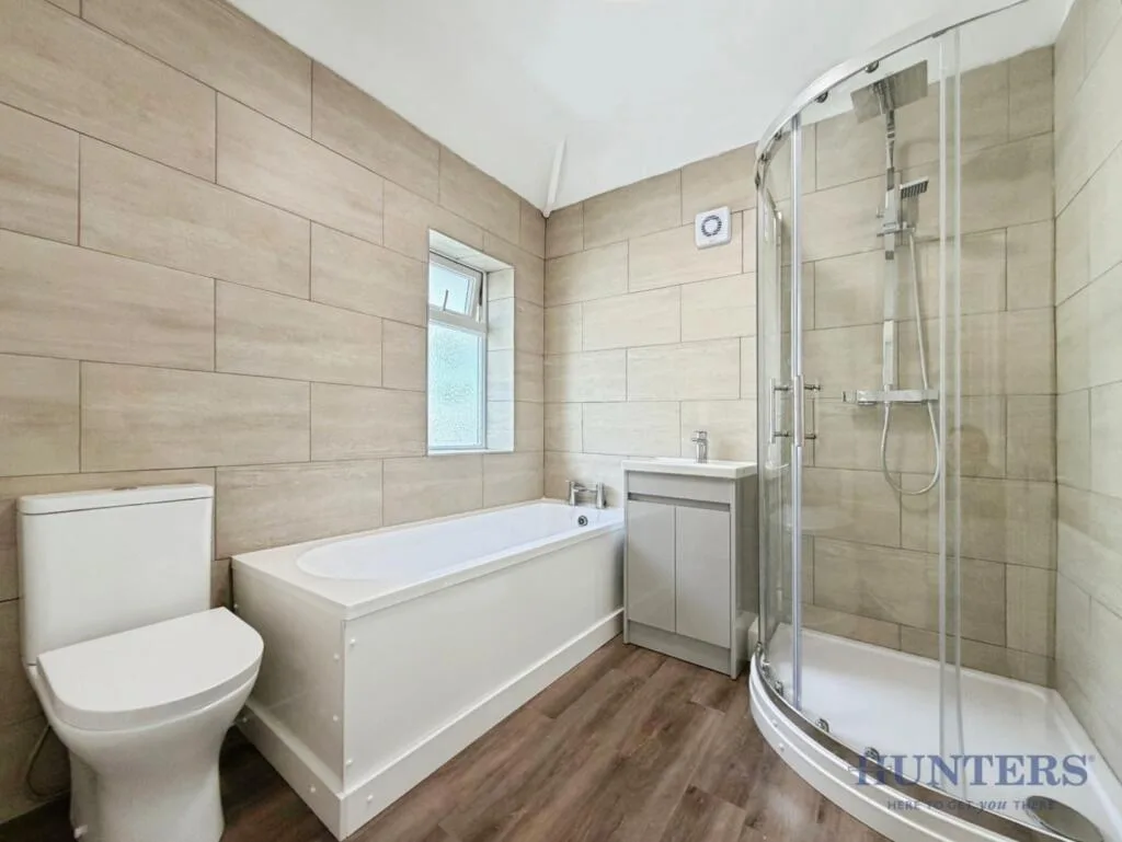 2 bedroom end of terrace house for rent