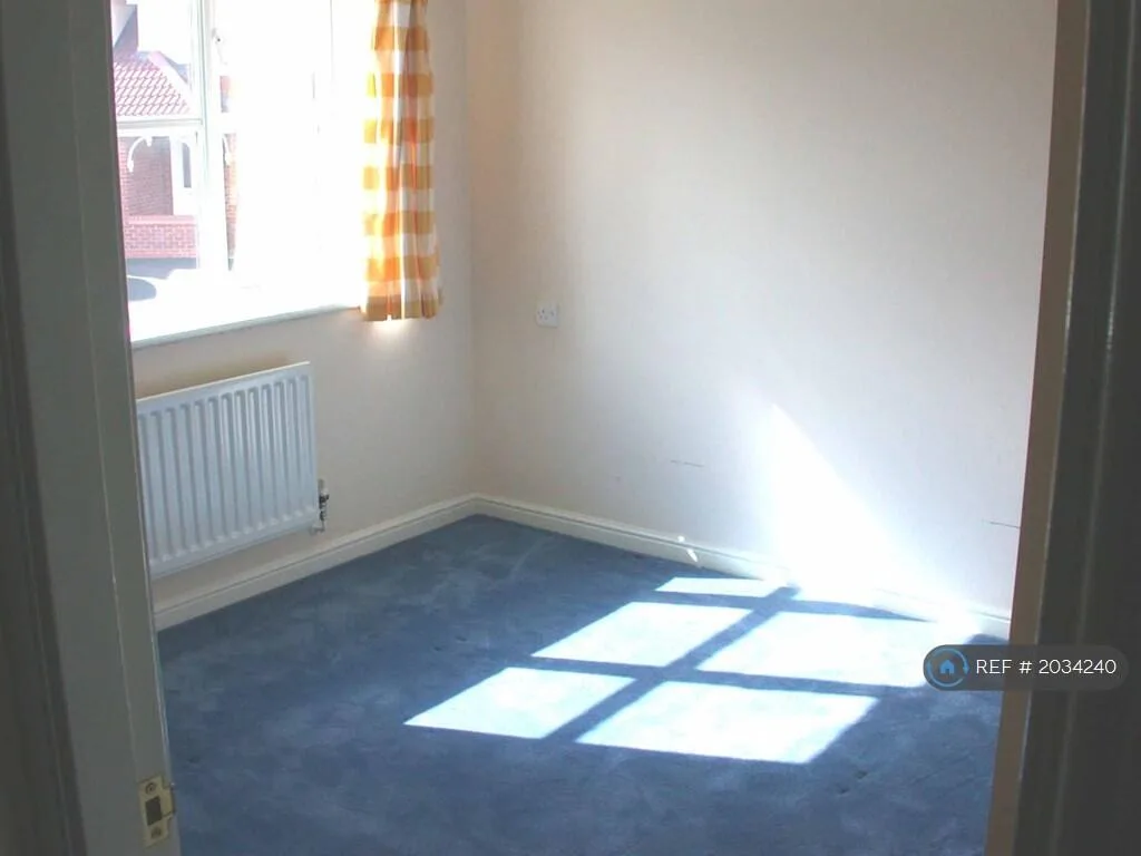 3 bedroom detached house for rent