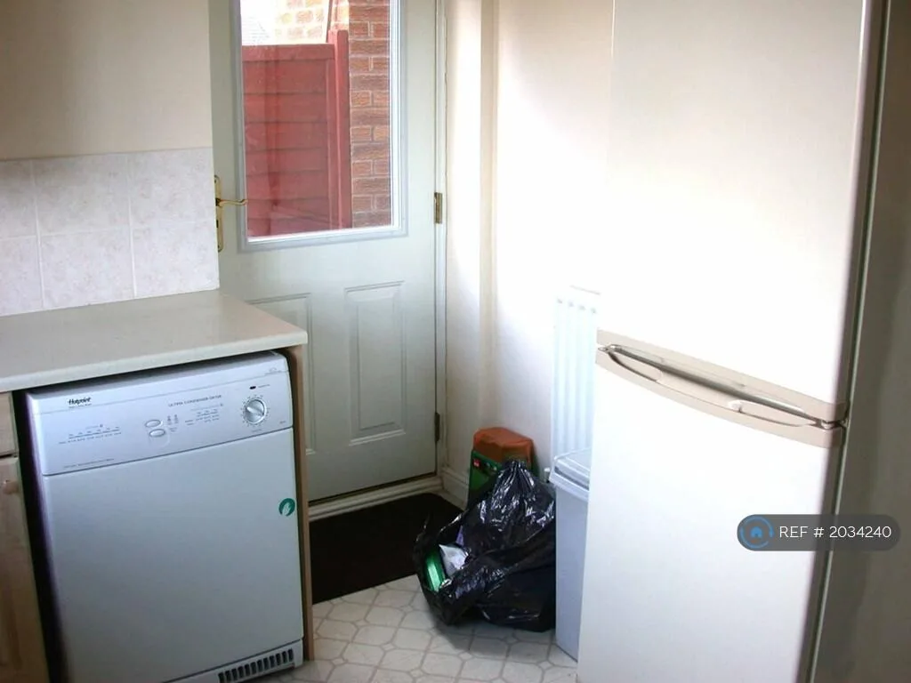3 bedroom detached house for rent